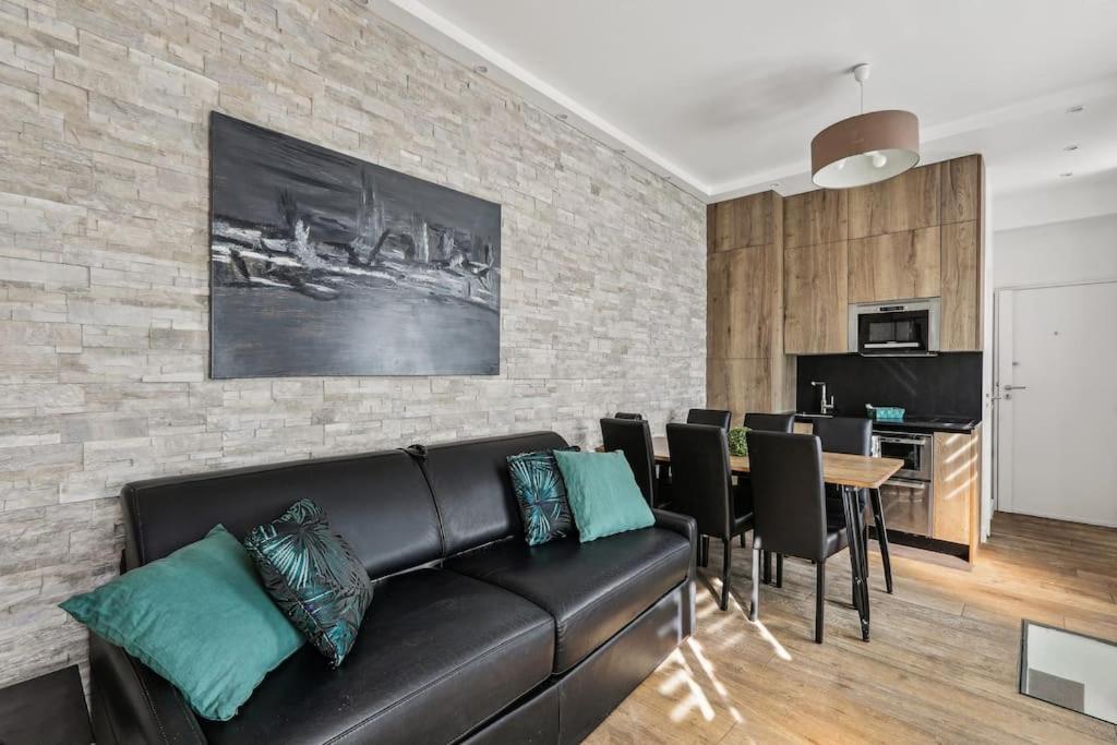 03 Tour Eiffel Appartement Pour 7 Personnes Paris Eksteriør billede